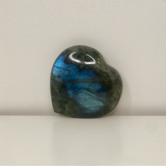 MEGA FLASH Labradorite Heart - Picture 3 of 11